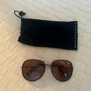 Quay aviator sunglasses gold and brown